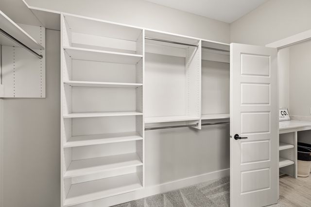 9806 Watermeadow Circle, Johnston, IA 50131