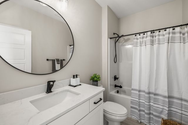 9806 Watermeadow Circle, Johnston, IA 50131