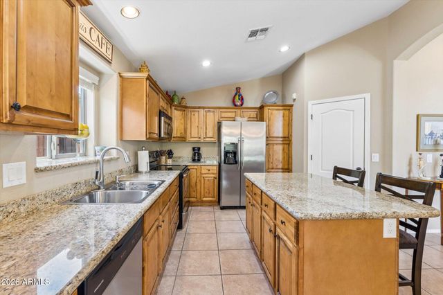 28907 N NOBEL Road, Phoenix, AZ 85085