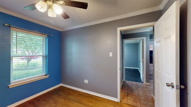 113 E Avenue C, Waxahachie, TX 75165