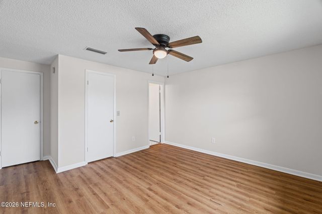 8608 HAMMONDWOOD Road S, Jacksonville, FL 32221
