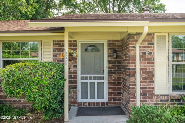 8608 HAMMONDWOOD Road S, Jacksonville, FL 32221