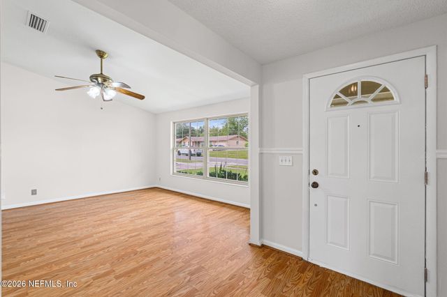 8608 HAMMONDWOOD Road S, Jacksonville, FL 32221