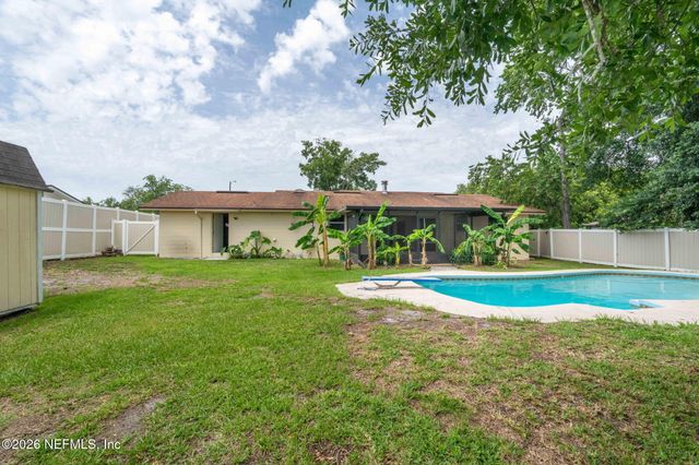 8608 HAMMONDWOOD Road S, Jacksonville, FL 32221