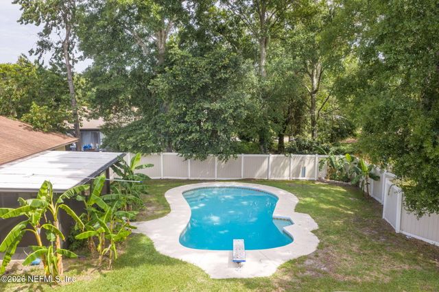 8608 HAMMONDWOOD Road S, Jacksonville, FL 32221