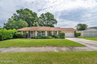 8608 HAMMONDWOOD Road S, Jacksonville, FL 32221