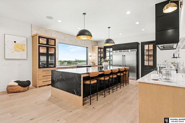 20973 Polk Street, Elkhorn, NE 68022