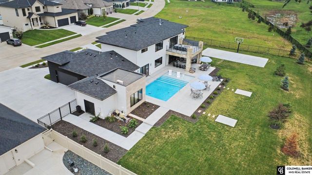 20973 Polk Street, Elkhorn, NE 68022