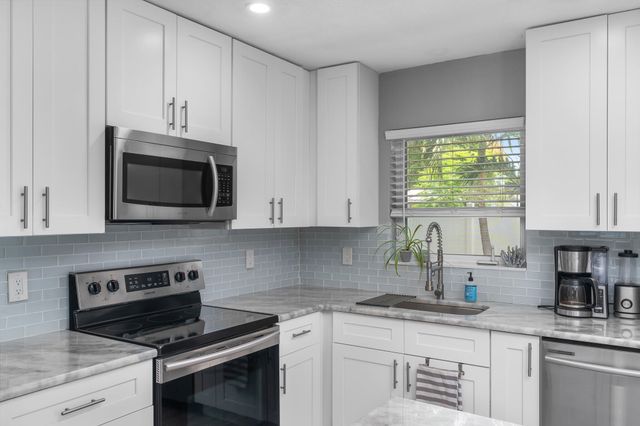 3440 NE 10TH Terrace, Pompano Beach, FL 33064