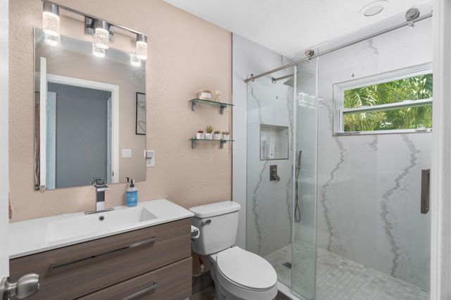3440 NE 10TH Terrace, Pompano Beach, FL 33064