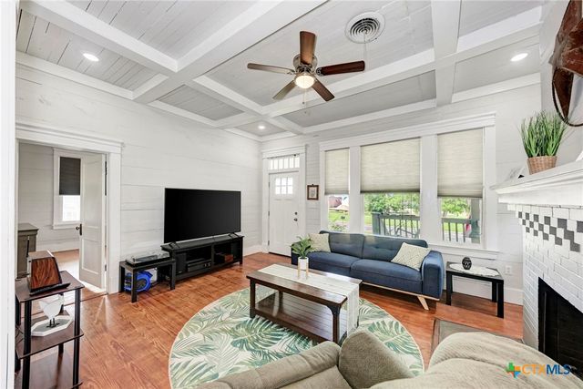 340 Ackerman Street, Rockdale, TX 76567