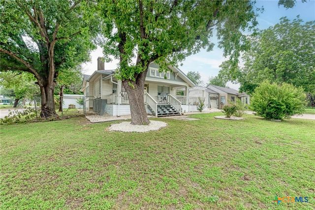 340 Ackerman Street, Rockdale, TX 76567