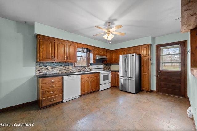 299 HUNTER LANE, Holts Summit, MO 65043