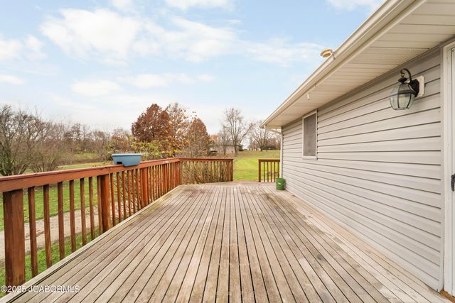 299 HUNTER LANE, Holts Summit, MO 65043