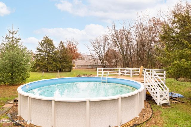 299 HUNTER LANE, Holts Summit, MO 65043