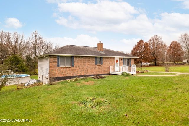 299 HUNTER LANE, Holts Summit, MO 65043