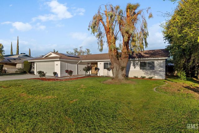 500 Friant Court, Bakersfield, CA 93309