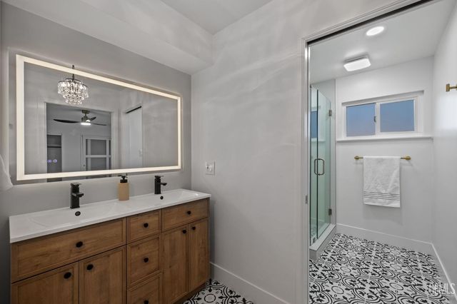 500 Friant Court, Bakersfield, CA 93309