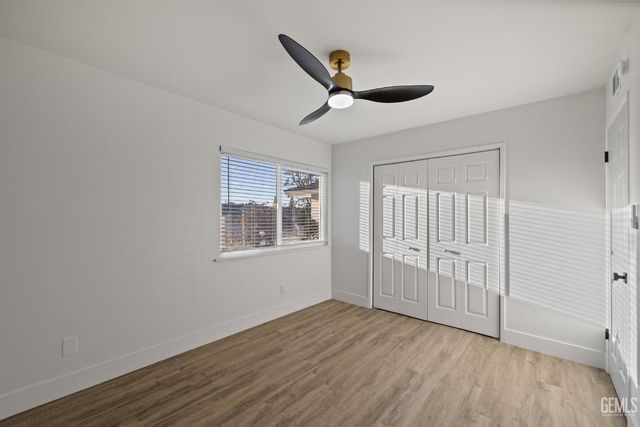 500 Friant Court, Bakersfield, CA 93309