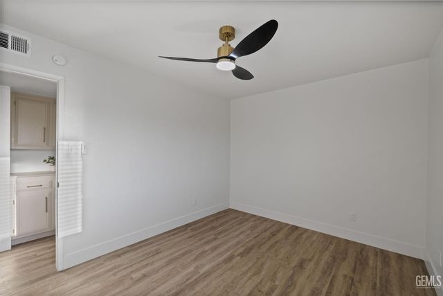 500 Friant Court, Bakersfield, CA 93309