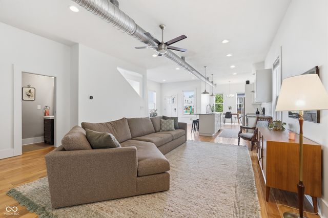 1201 Cottage Avenue, Indianapolis, IN 46203