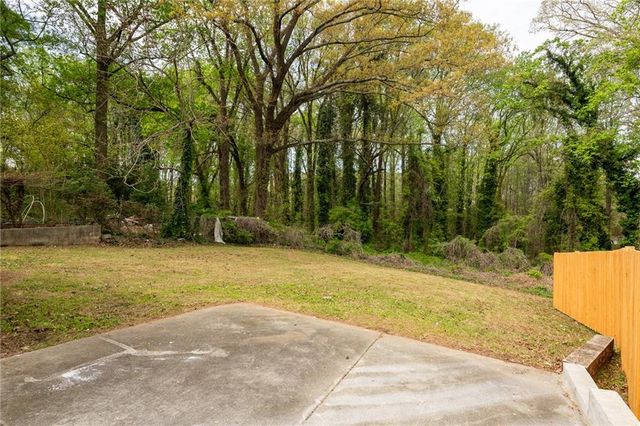 154 Hemphill School Road NW, Atlanta, GA 30331