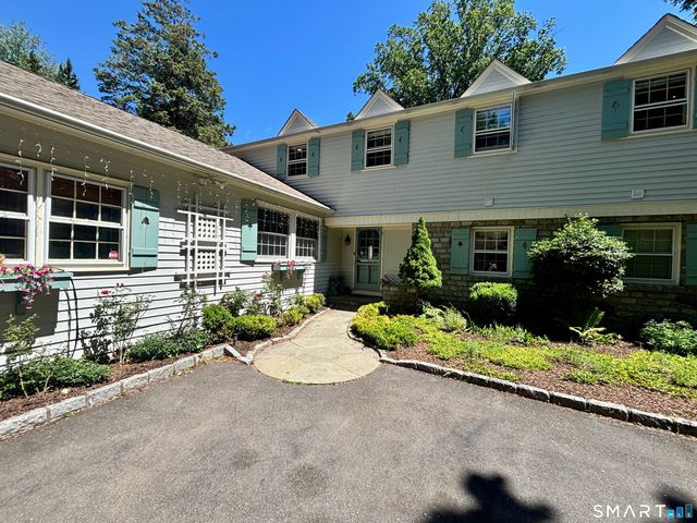 15 Timber Lane, Westport, CT 06880