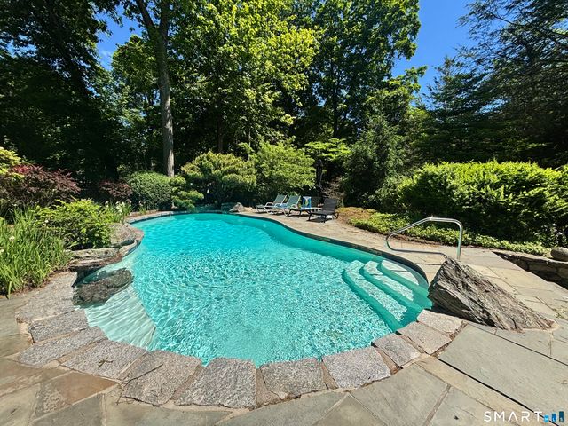 15 Timber Lane, Westport, CT 06880