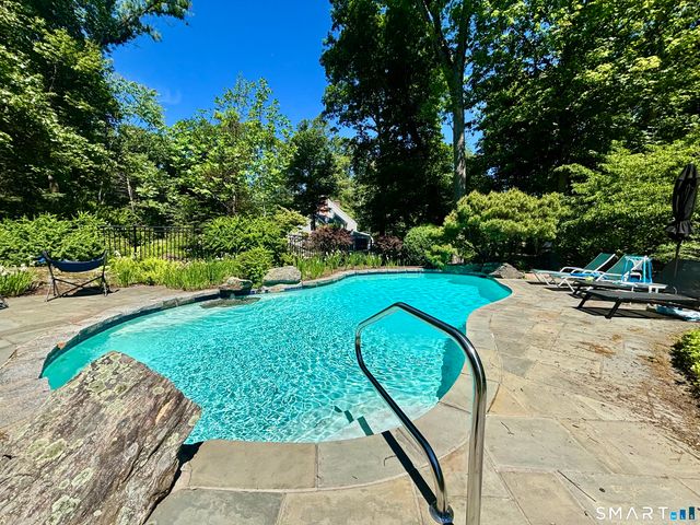 15 Timber Lane, Westport, CT 06880