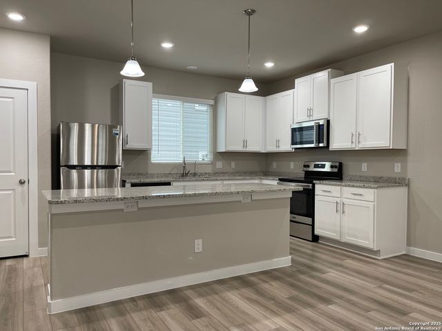 21506 James Charles, San Antonio, TX 78256