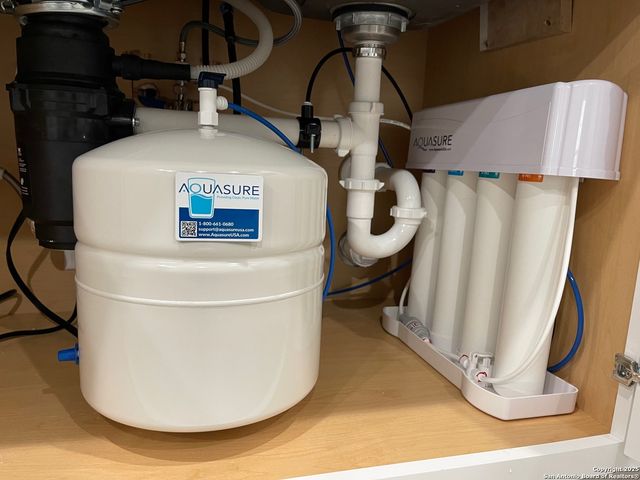 21506 James Charles, San Antonio, TX 78256