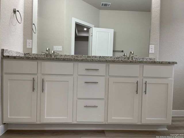 21506 James Charles, San Antonio, TX 78256