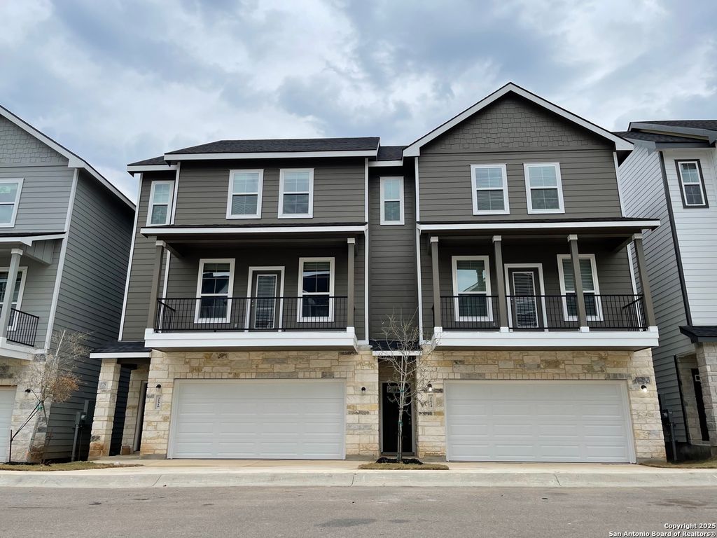 21506 James Charles, San Antonio, TX 78256