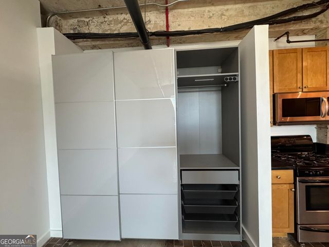 244 Peters Street SW 16, Atlanta, GA 30313