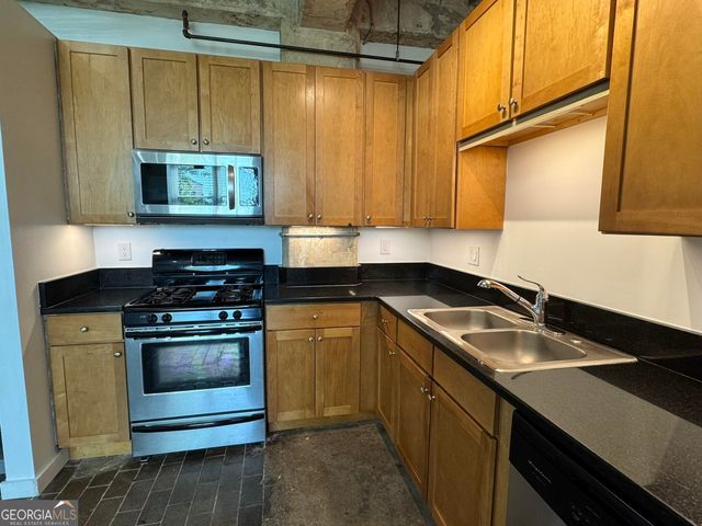 244 Peters Street SW 16, Atlanta, GA 30313