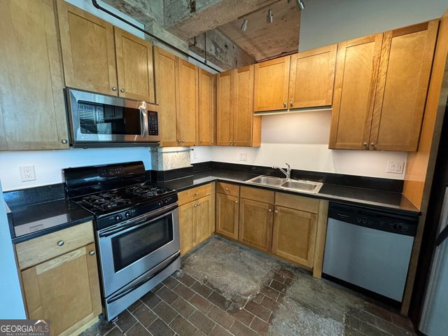 244 Peters Street SW 16, Atlanta, GA 30313