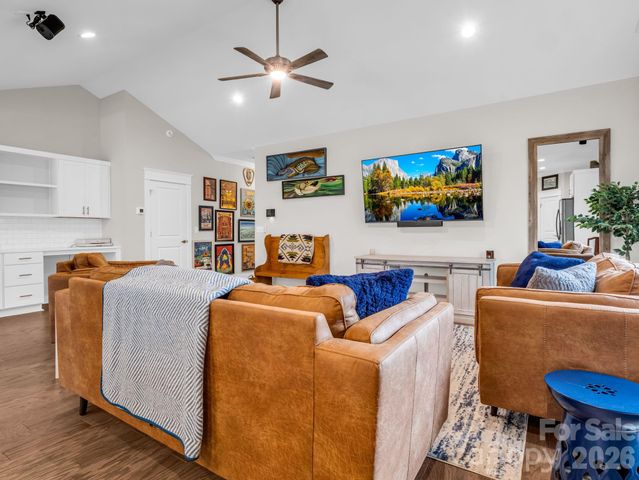 204 Weybridge Drive, Arden, NC 28704