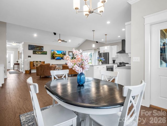 204 Weybridge Drive, Arden, NC 28704