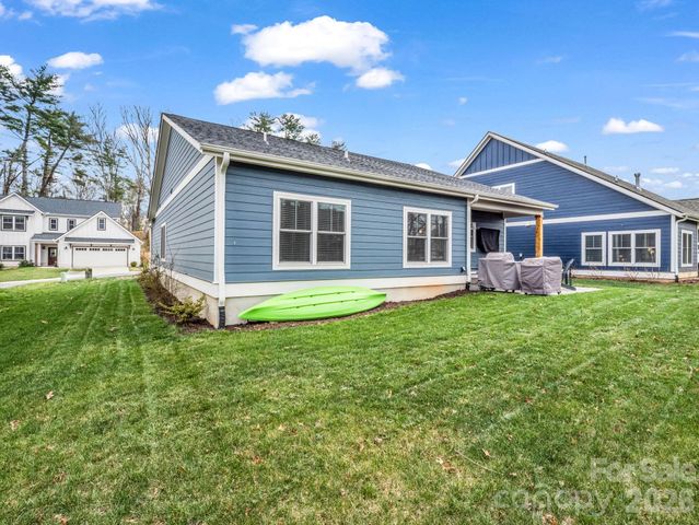 204 Weybridge Drive, Arden, NC 28704