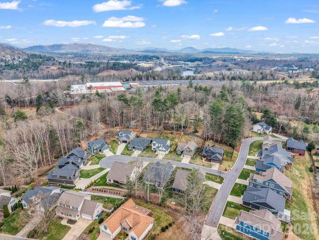 204 Weybridge Drive, Arden, NC 28704