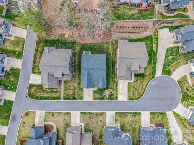 204 Weybridge Drive, Arden, NC 28704