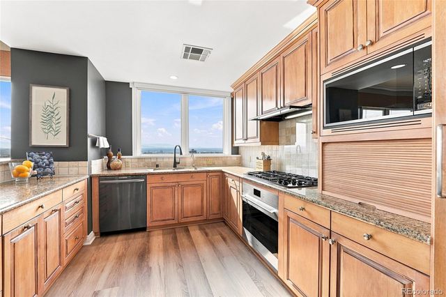 400 E 3rd Avenue 1203, Denver, CO 80203