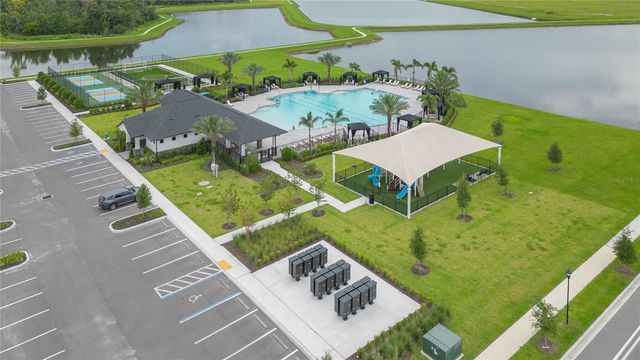 2371 SCENIC PARK LOOP, Wimauma, FL 33598