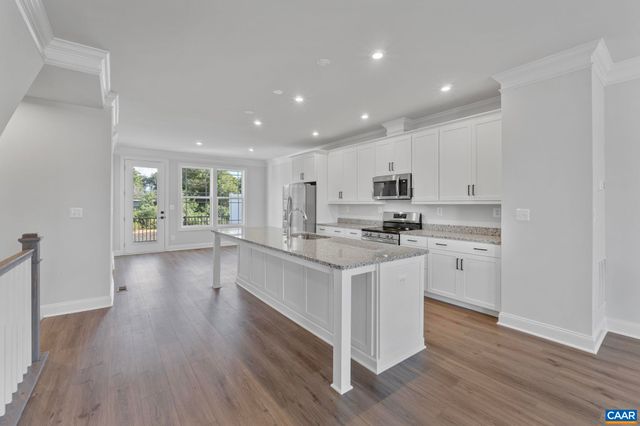 136 PARK RIDGE DR, Crozet, VA 22932