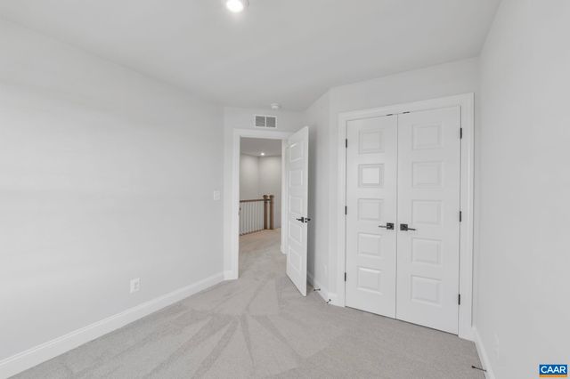 136 PARK RIDGE DR, Crozet, VA 22932