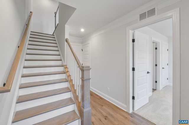 136 PARK RIDGE DR, Crozet, VA 22932