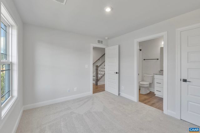 136 PARK RIDGE DR, Crozet, VA 22932