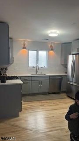 111 Pennington St, Newark City, NJ 07105