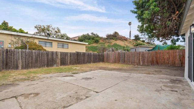 6231 Amesbury Street, San Diego, CA 92114
