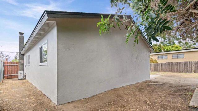 6231 Amesbury Street, San Diego, CA 92114